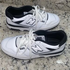 NEW BALANCE 550- Women’s 8